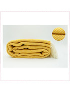 Wohndecke Fair Deluxe Wolle pur | Wolldecke aus 100% Wolle | Couchdecke / Sofadecke | Wohlfühlende und Anschmiegsame Kuscheldecke | 100% Reine Wolle mit Fransenborde (Gelb/Schräg Muster)